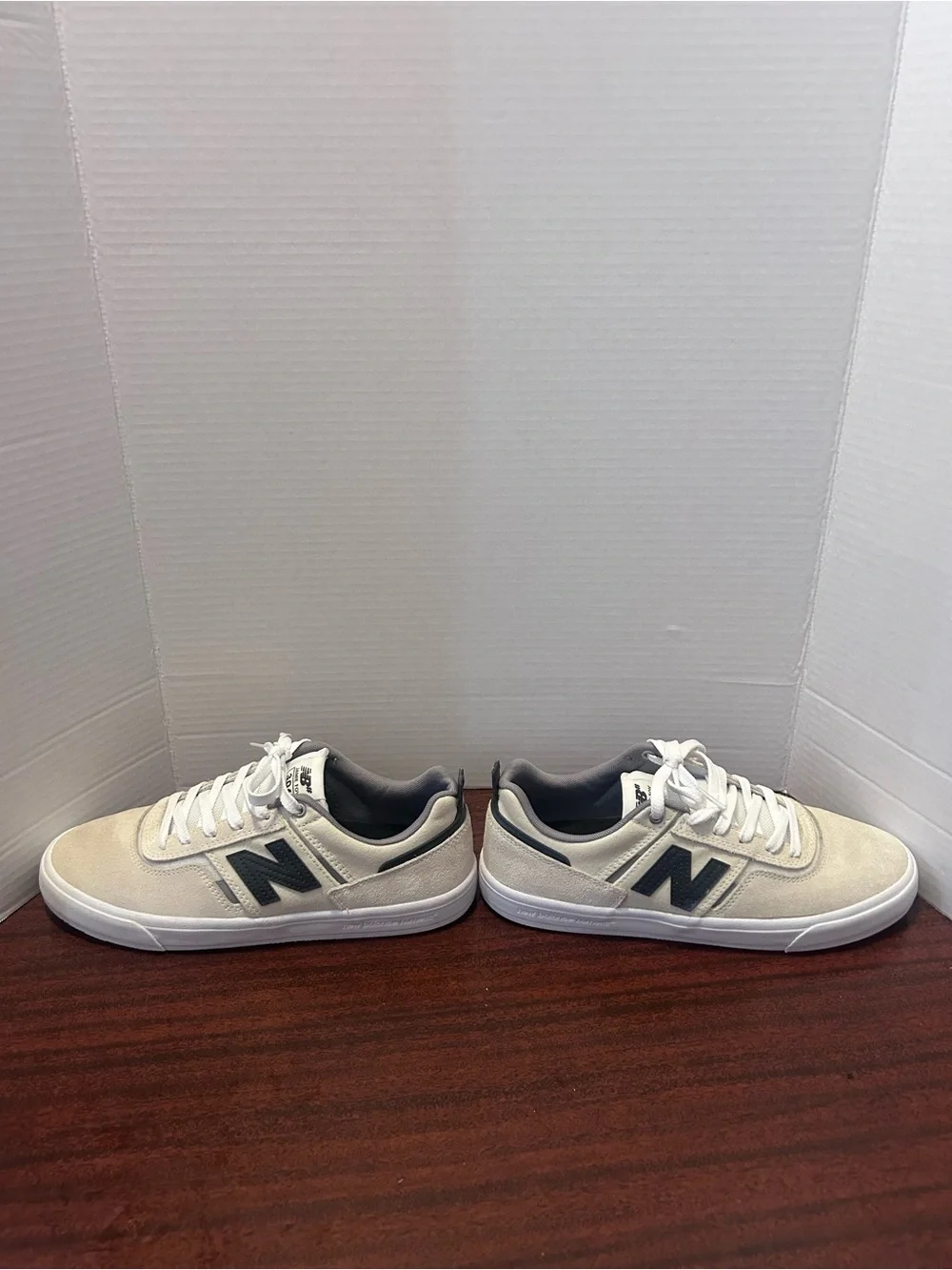 New Balance low top